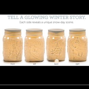 NIB Scentsy let it snow warmer. Price firm